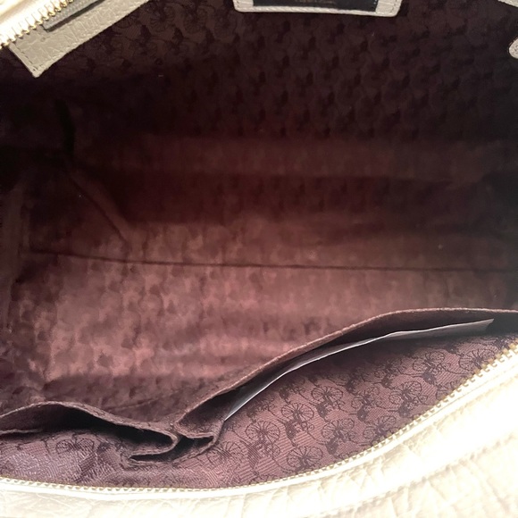 Bean Pole Handbag - Picture 9 of 9